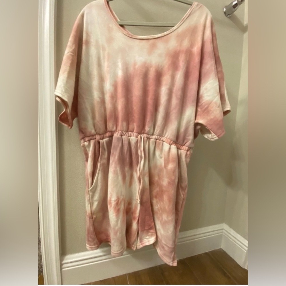 Plus Romper - Picture 2 of 6